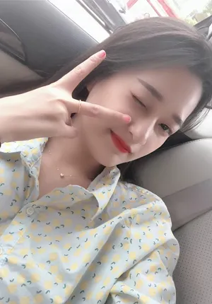 同人套图：TC19（127图/8视频）同一人生活自拍照视频朋友圈包装营销素材-元气ACG-绅士游戏下载基地！