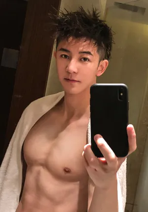 同人套图：TC51（340图+文案）同一人生活自拍照视频朋友圈包装营销素材-元气ACG-绅士游戏下载基地！